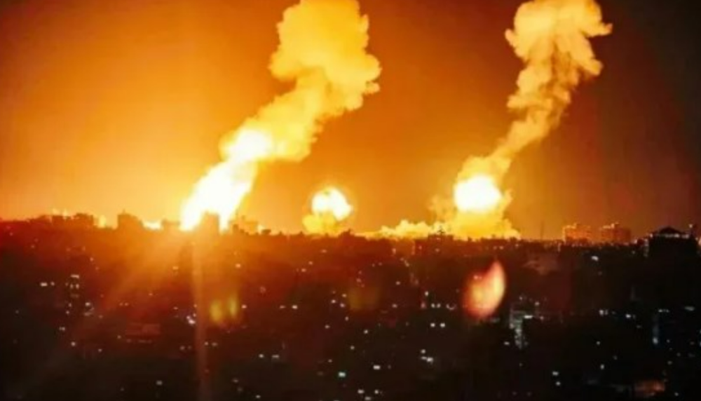 US Airstrikes targeting Houthi sites in Yemen's Hodeidah