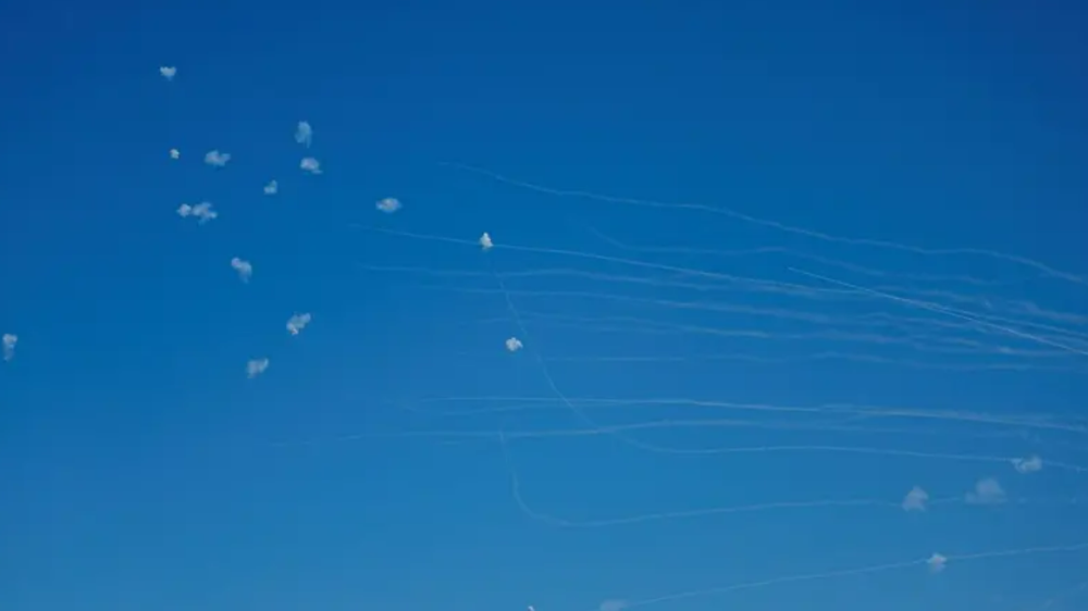 Israel says missile fired from Yemen, before blast heard