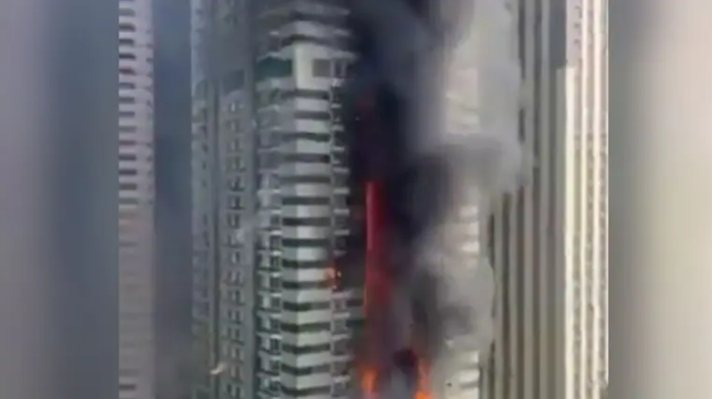 Huge Fire Breaks Out At 67-Storey Building In Dubai, 3,800 People Evacuated