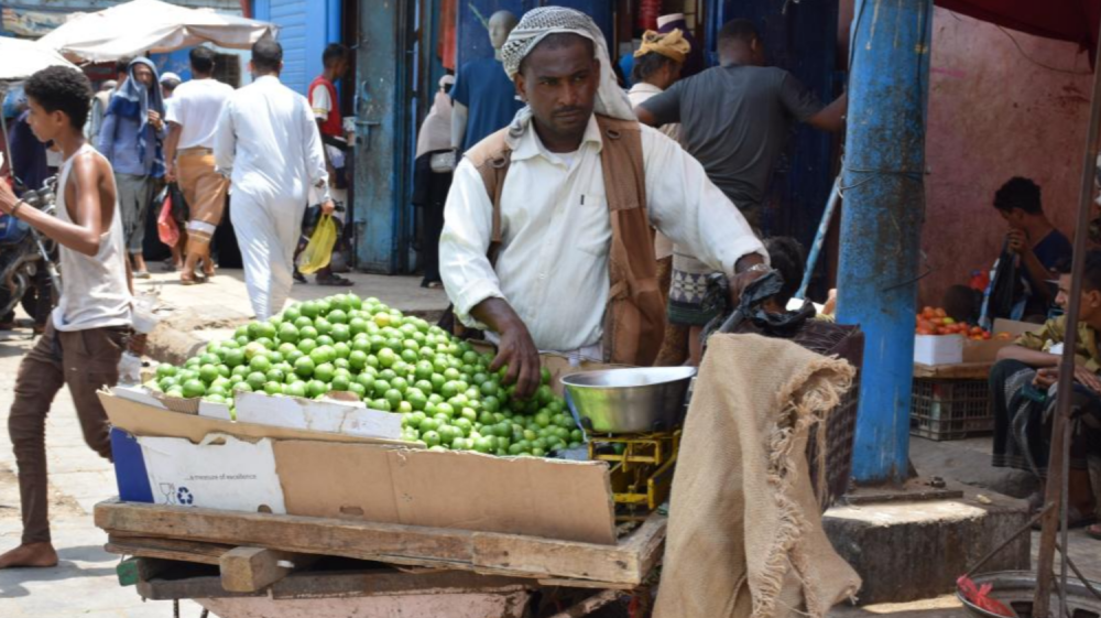 Yemeni Rial Plunges to Historic Low, Deepening Economic and Humanitarian Crisis