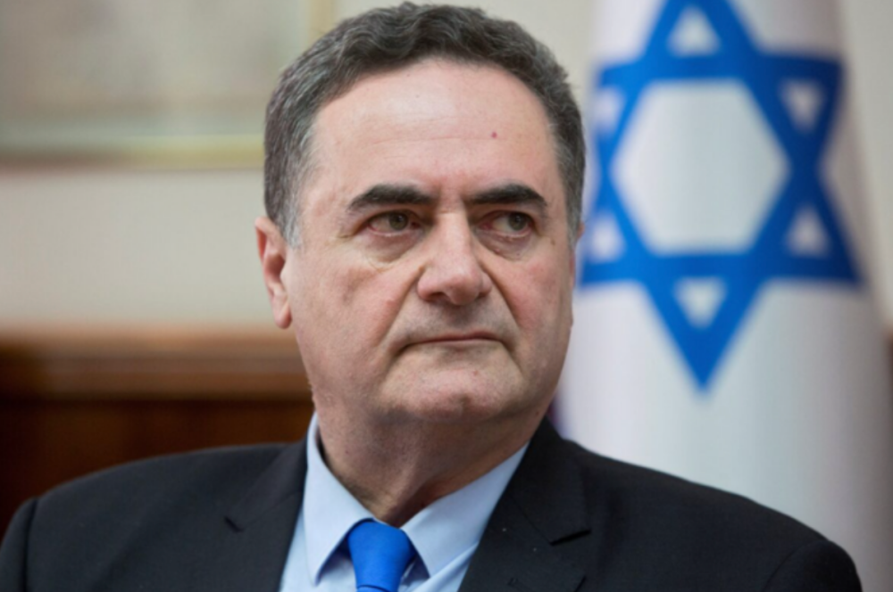 Israeli defense chief threatens to retaliate for Houthi missiles