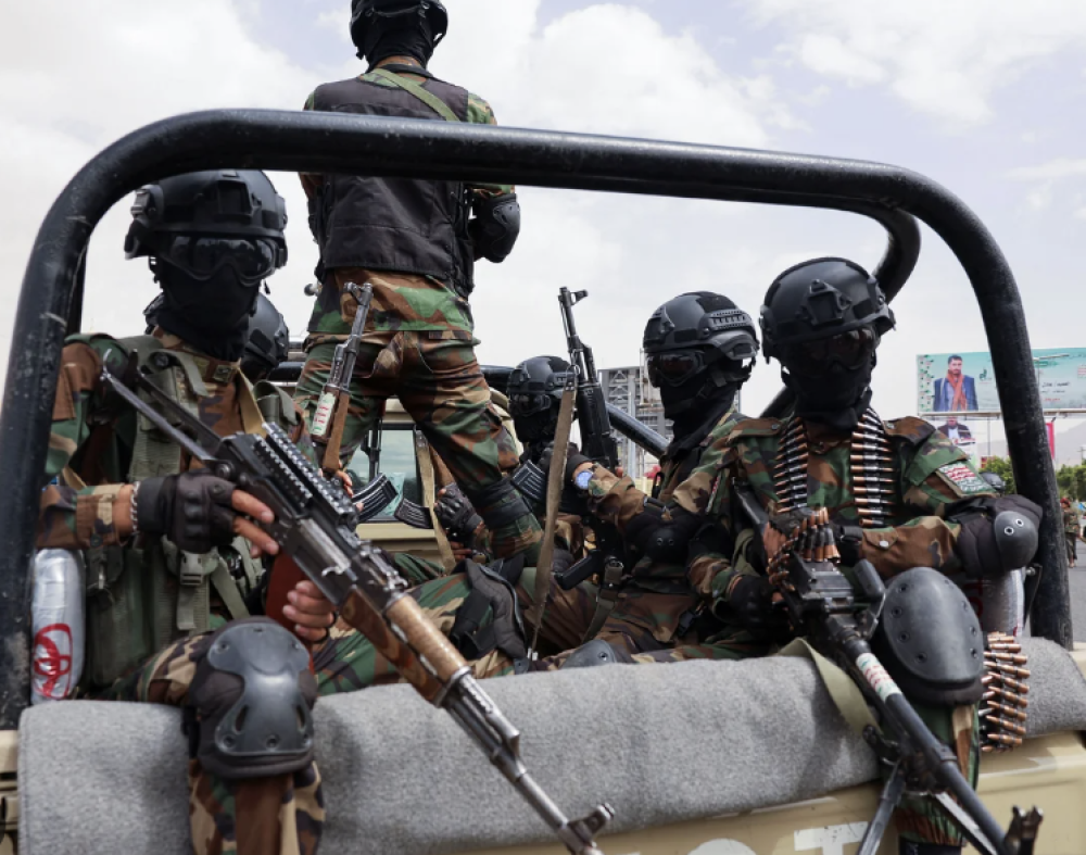 Yemen : The Guardian Exposes Houthi-Linked Arms Trade Operated via Social Media Platforms