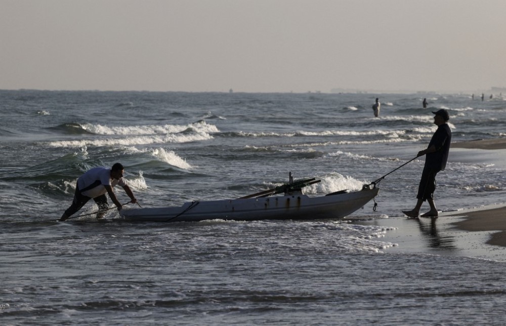 Three Fishermen Missing Off Aden’s Al-Buraiqah Coast, Families Plead for Search Efforts