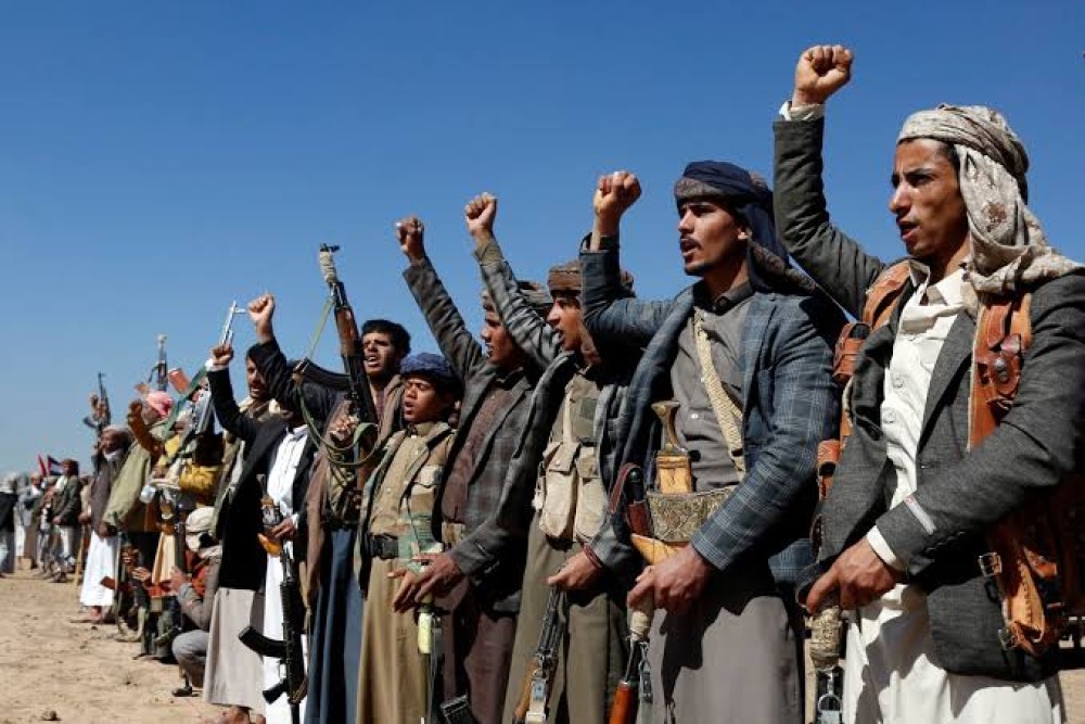 Yemen Freezes Assets and Bans 398 Entities Linked to Houthi Militias