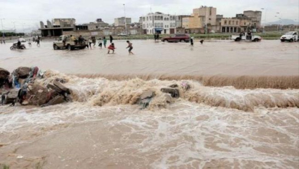 Over 100,000 Affected as Torrential Floods Sweep Southern Yemen