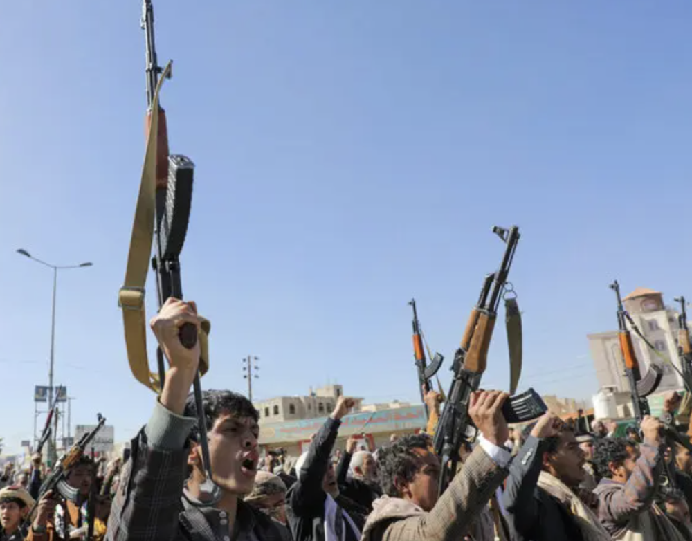 Security Source: Israel Preparing Major Military Offensive Against Yemen