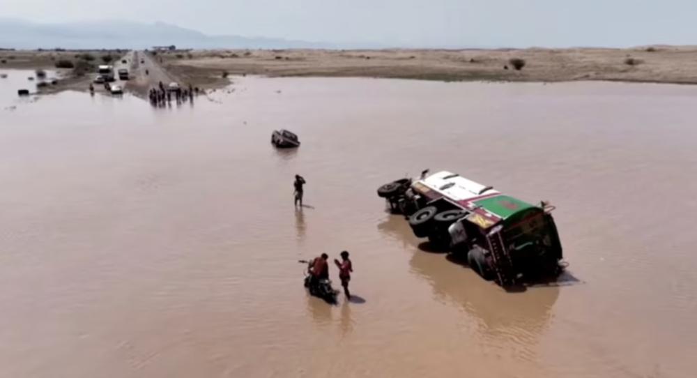 UN: Torrential Rains and Floods in Yemen Kill 62, Affect Over 350,000 Across 19 Provinces