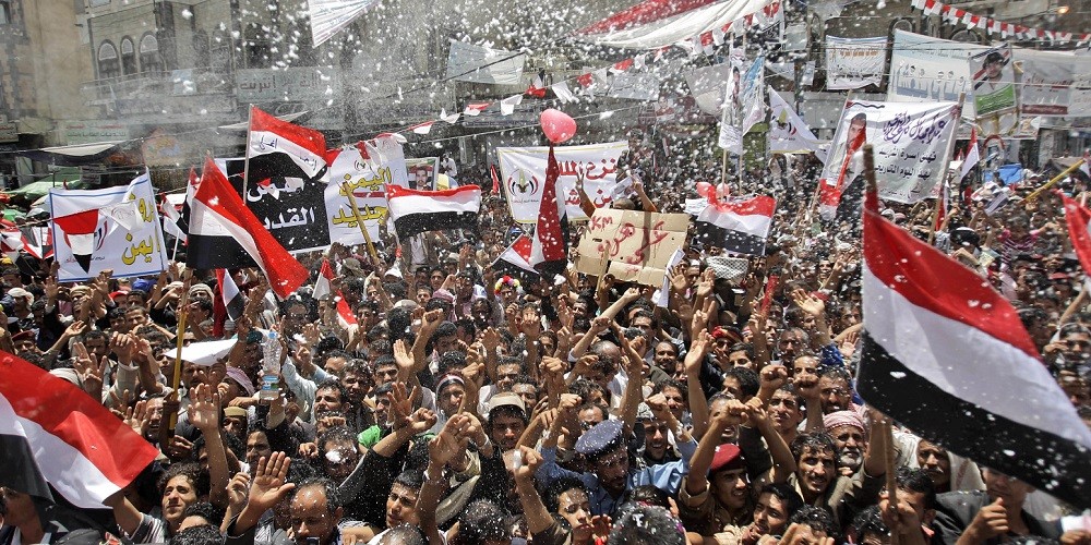 Yemen : Houthis Label September Revolution Celebrants as “Traitors”