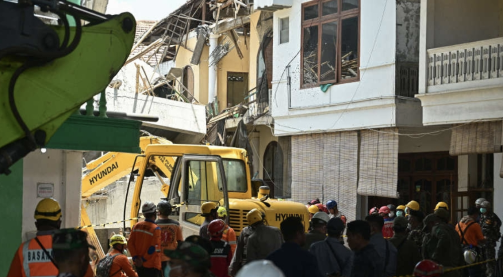 UAE expresses solidarity with Indonesia over school collapse victims