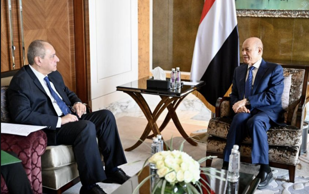Egyptian Ambassador Presents Credentials to Yemen’s PLC President