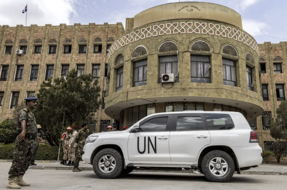 Houthis Escalate Restrictions on UN Staff in Yemen, Moving from Detention to House Arrest
