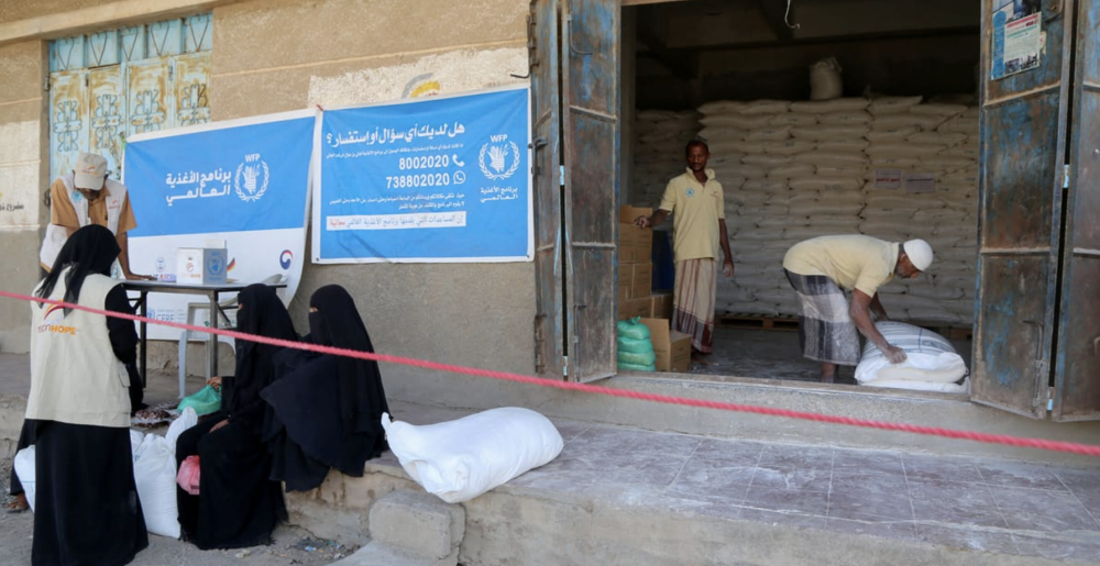 WFP to Cut Food Aid Beneficiaries in Yemen by 53% Due to Funding Shortfall
