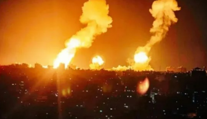 US Airstrikes targeting Houthi sites in Yemen's Hodeidah