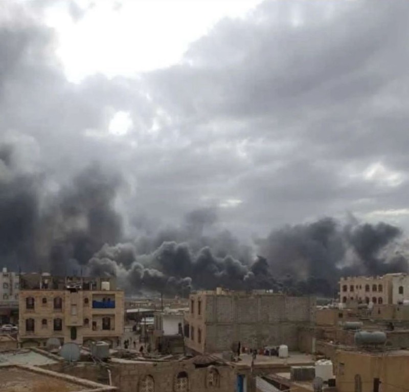 Yemen : Israel Launches Airstrikes on Sanaa International Airport