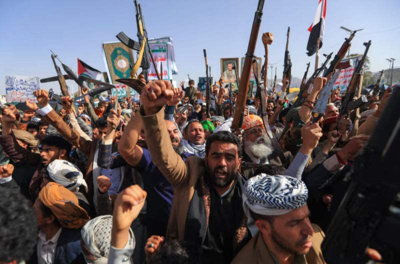 Israeli Defense Minister Orders Military to Draft Operational Plan Against Houthis in Yemen