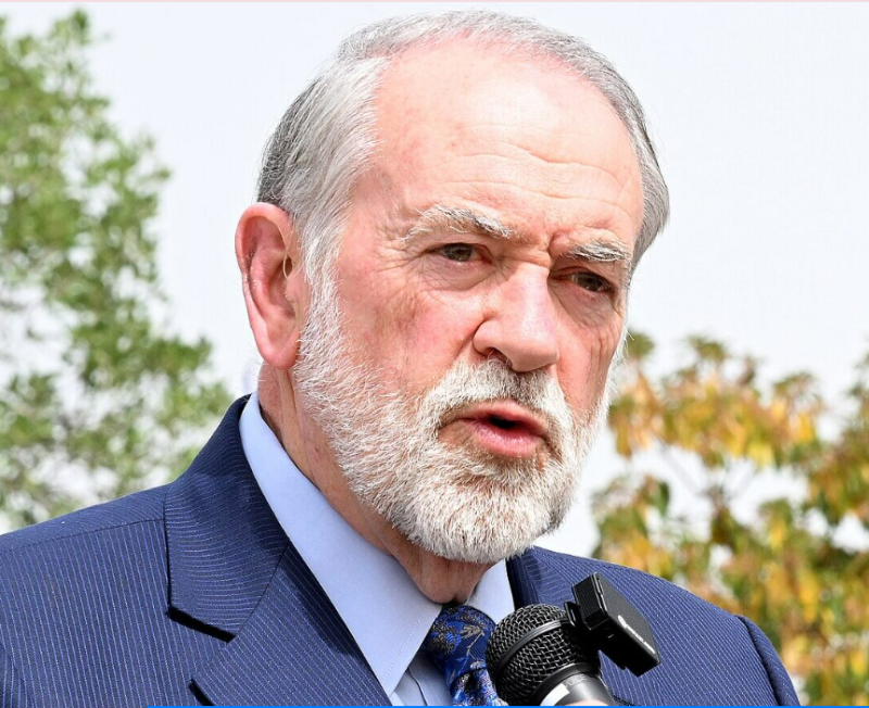 Houthi Attack on Israel Prompts Huckabee Call for US Airstrike in Yemen