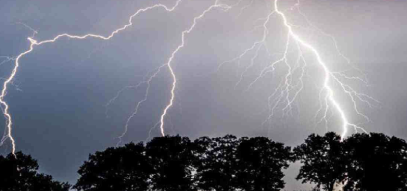 Lightning Strike in Yemen Kills 4, Injures Three "from Same Family"