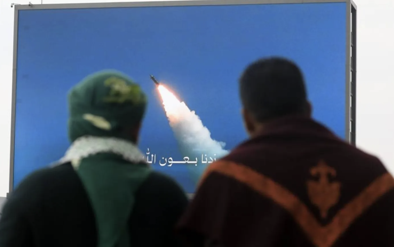 Israel Says Missile from Yemen Most Likely Fragmented Mid-Air