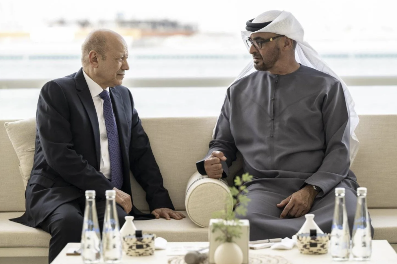 Sheikh Mohamed meets Yemeni PM in Abu Dhabi, discusses bilateral ties